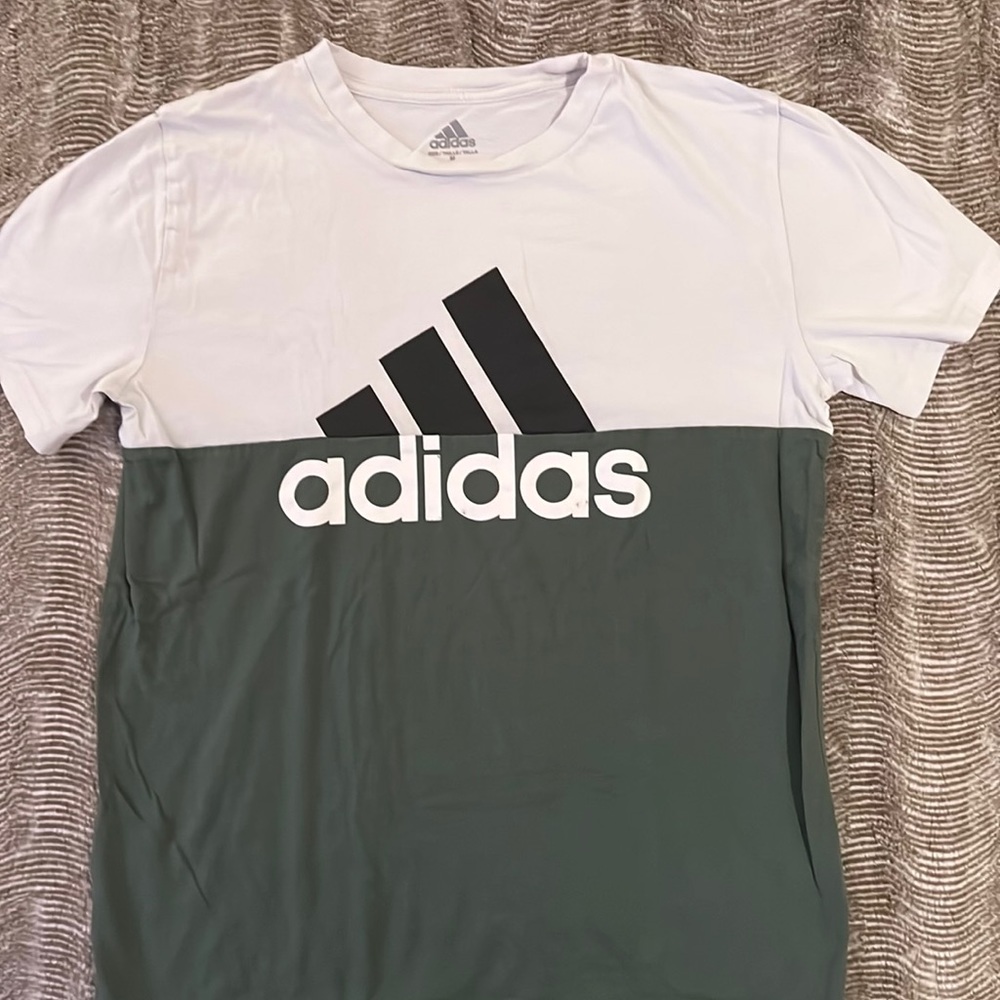 Green color block Adidas Graphic t-shirt - Youth 10/12